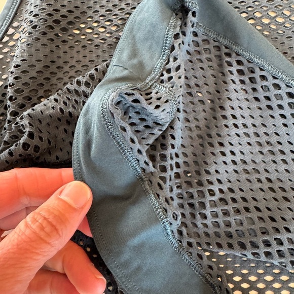 lululemon athletica Blue Mesh Boxy Cropped Tank Top / Medium - Picture 5 of 7